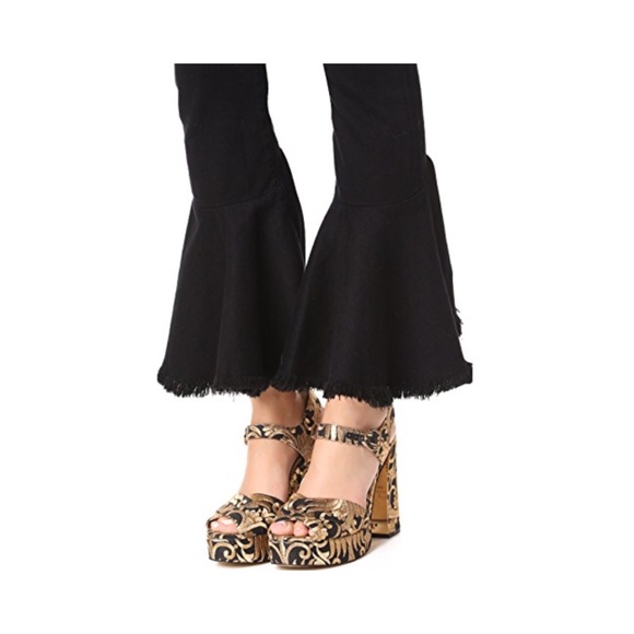 Tory Burch • Platform Heels - Picture 2 of 8